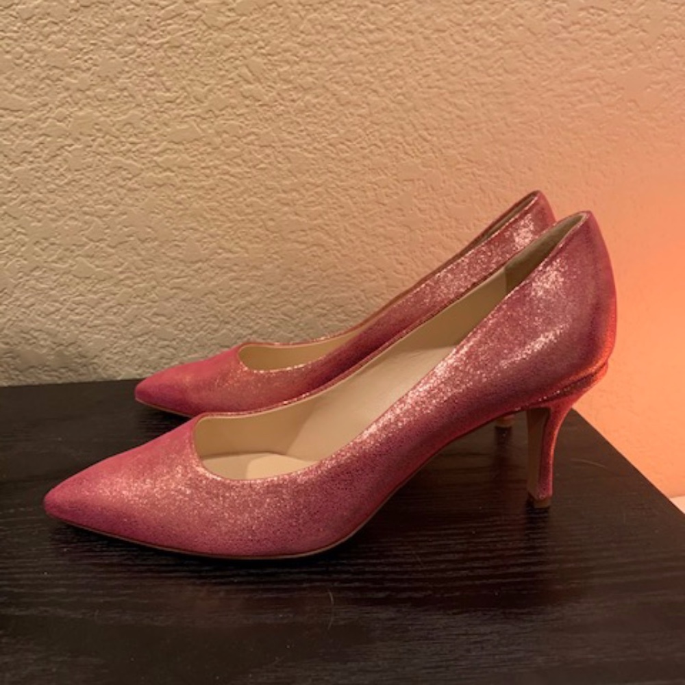 NEW La Canadienne  Metallic Pink Suede Pumps SZ 9